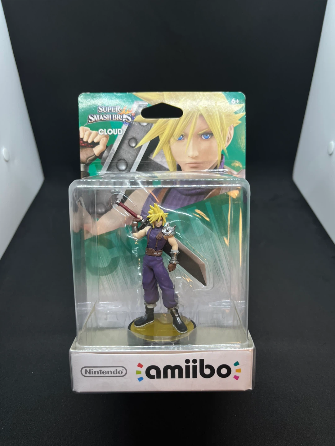 Sealed Cloud Strife Super Smash Bros amiibo - photo 2