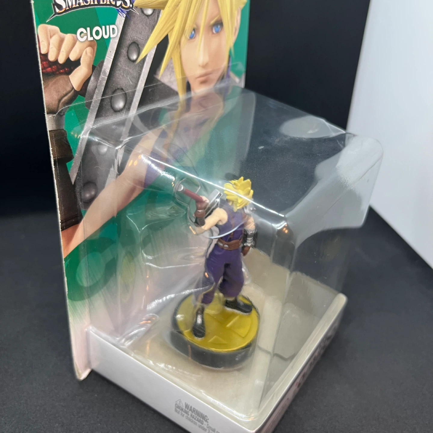 Sealed Cloud Strife Super Smash Bros amiibo - photo 3