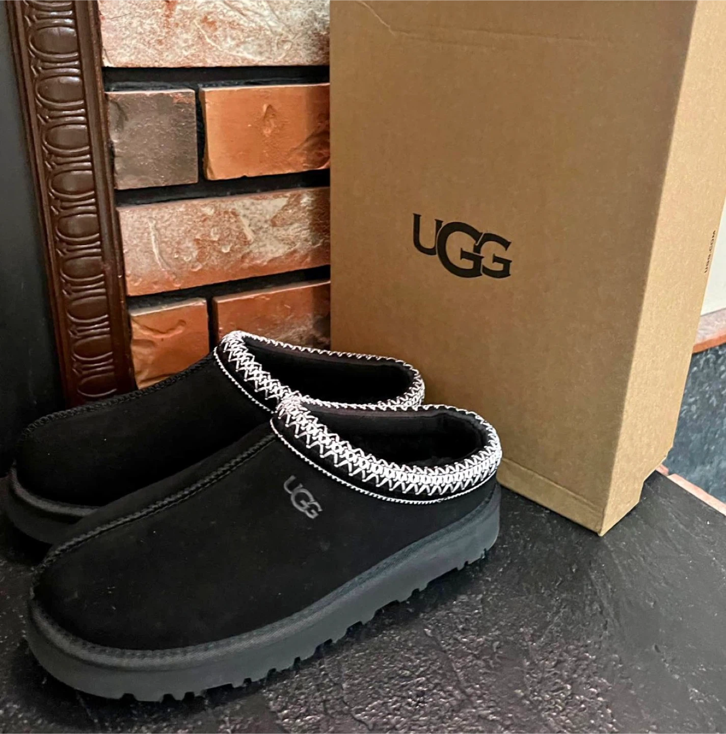 UGG Black Suede Shearling Lined Slippers - photo 2