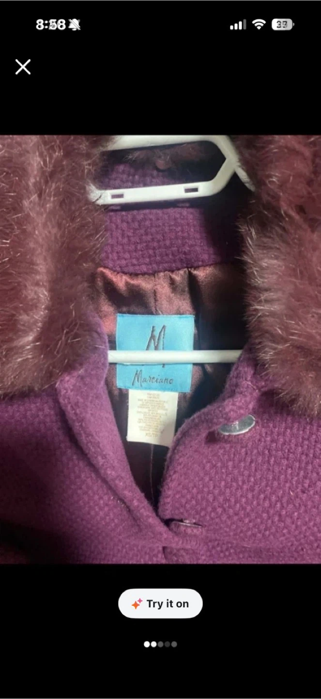 M. M. by Marielle coat with faux fur collar