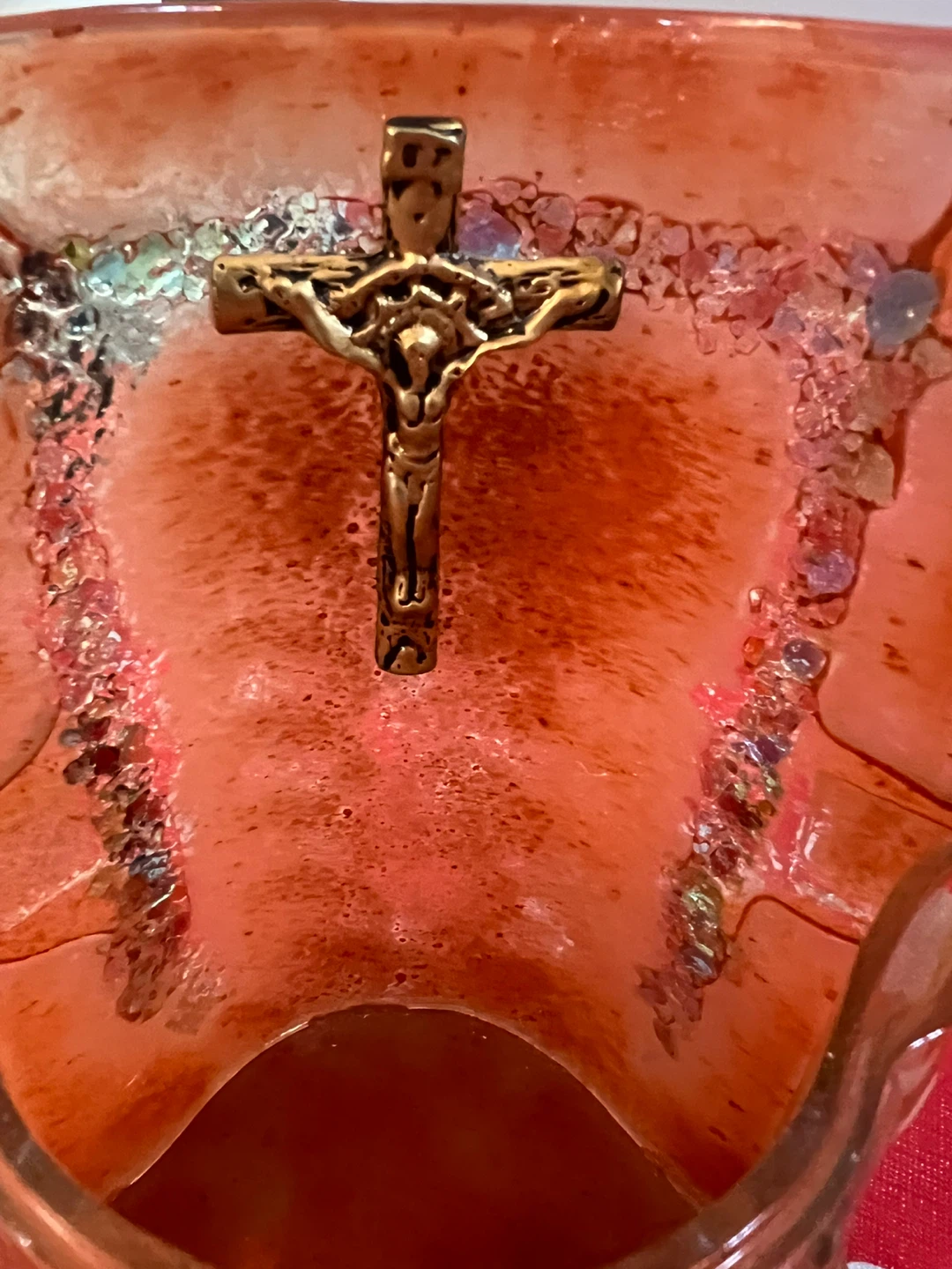 Resin Candle with Crucifix - photo 3