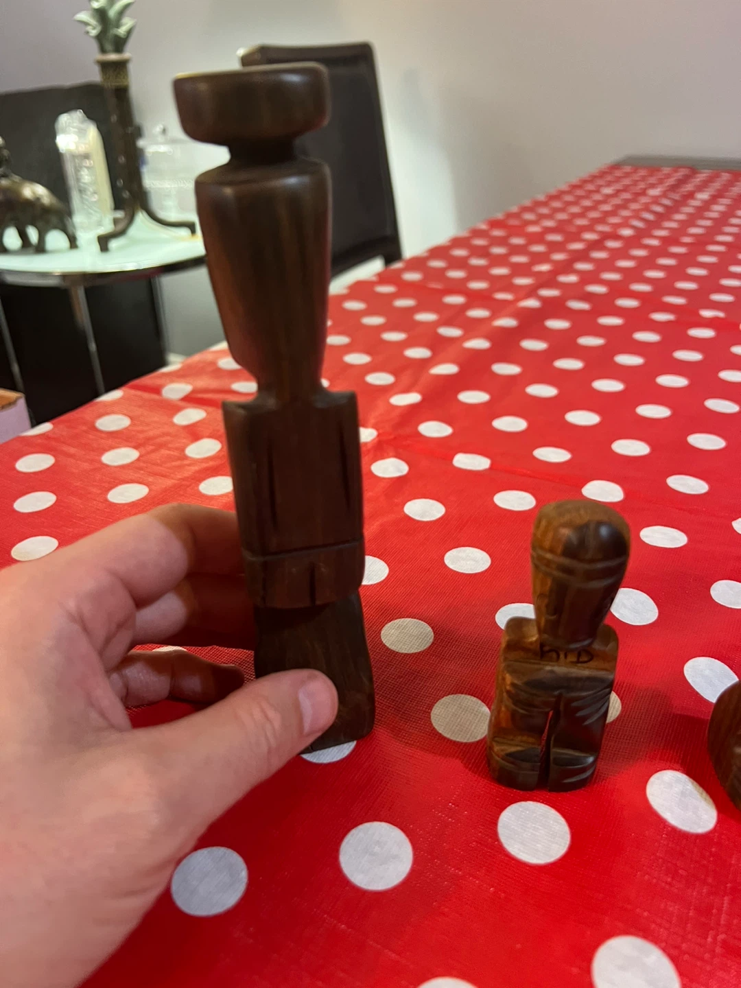 Set of 3 carved wooden figurines - photo 4
