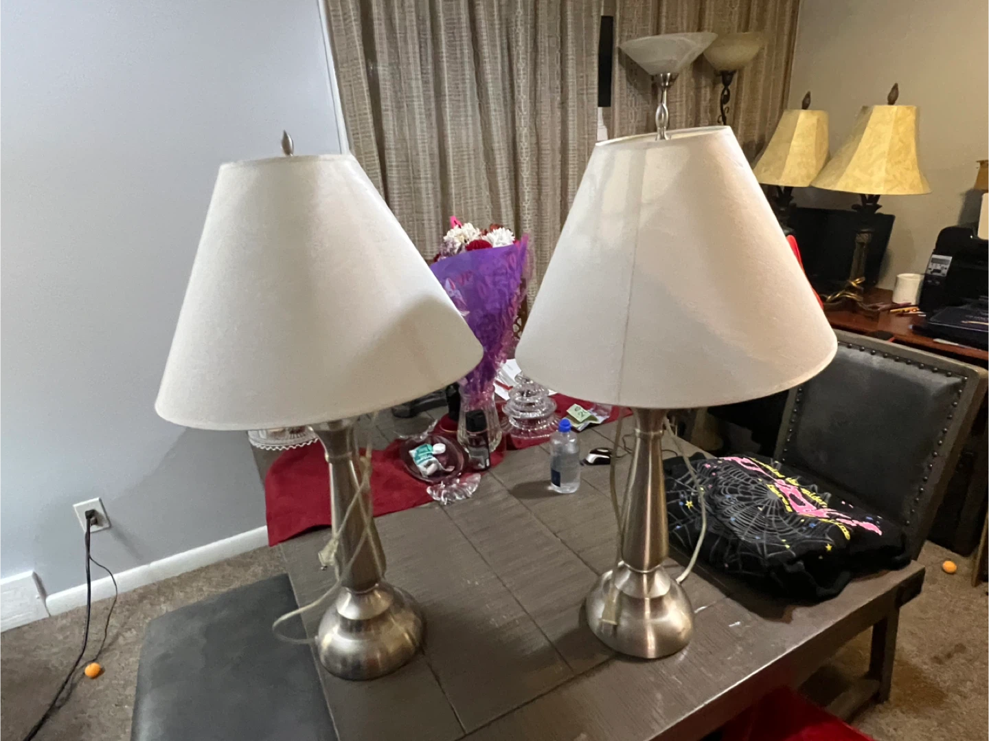 Set of 2 Table Lamps with White Shades - photo 2