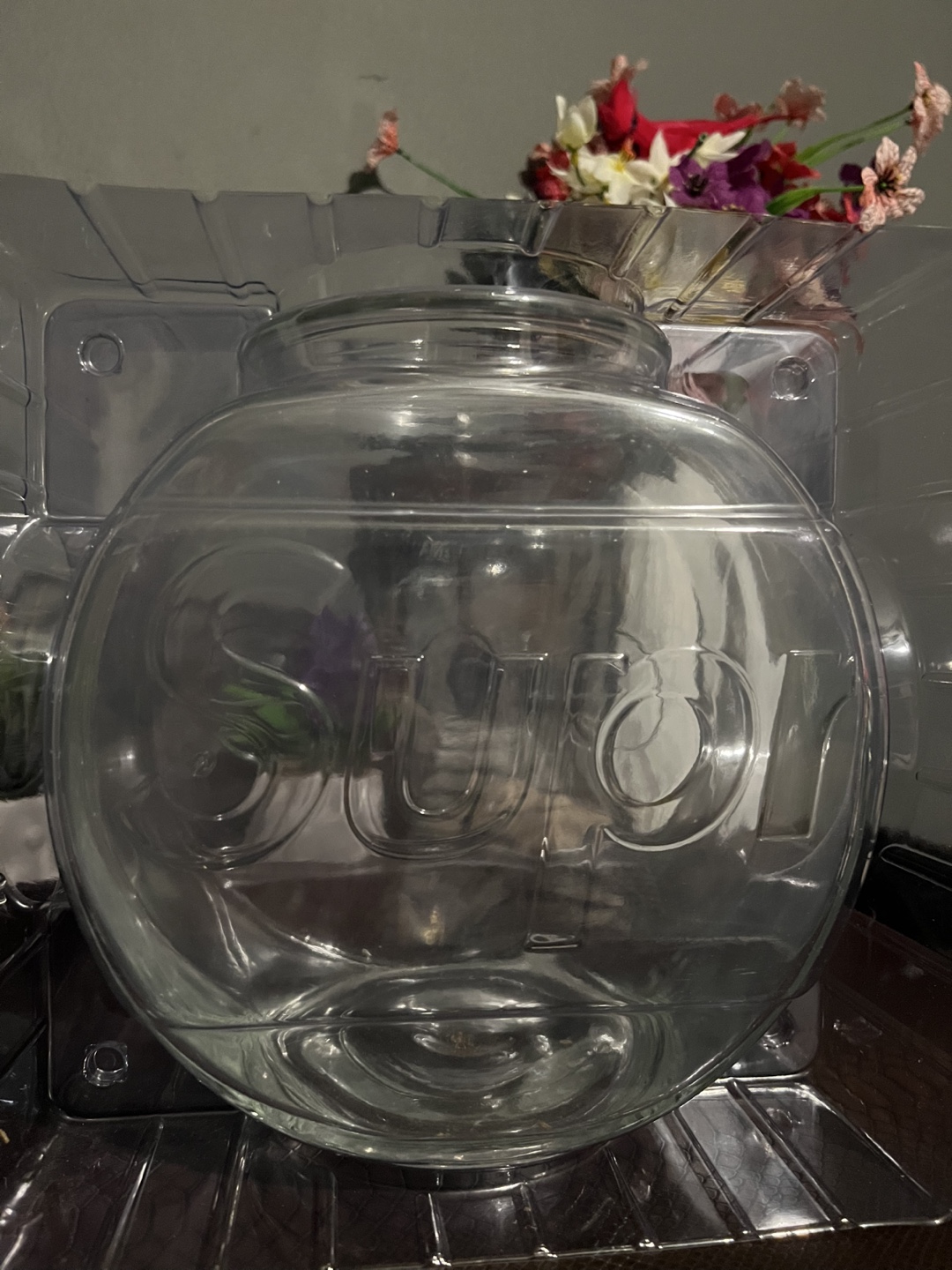 Supreme Glass Fishbowl