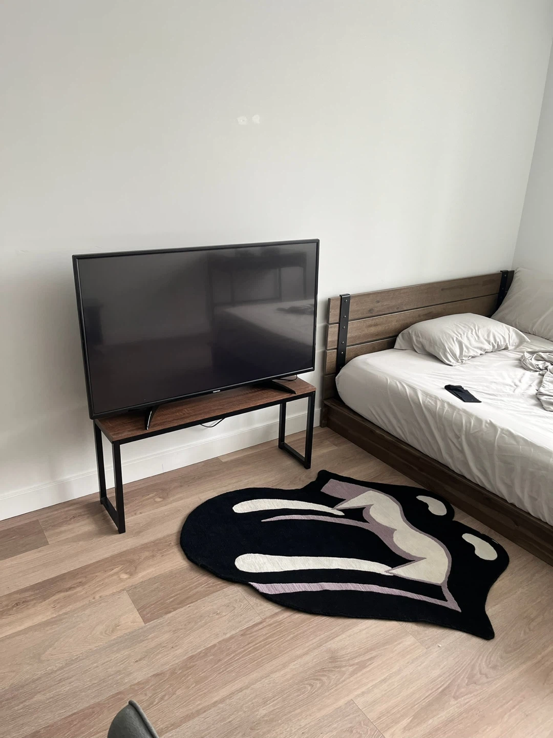Toshiba 55” HD smart TV - photo 2
