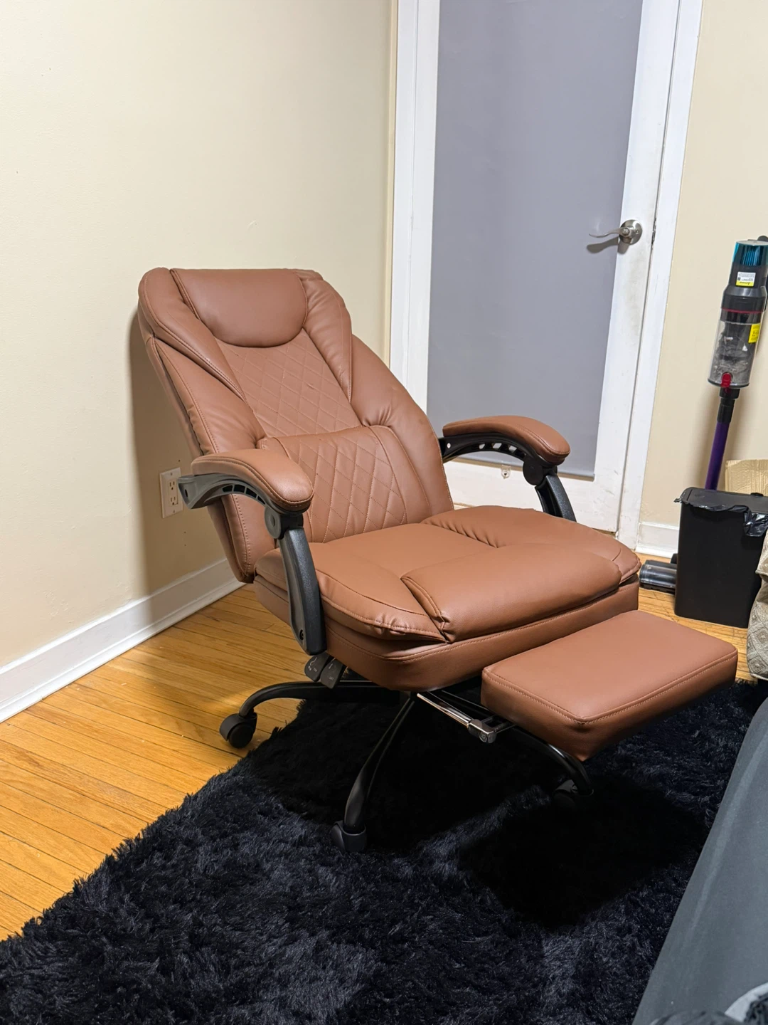 Brown Faux Leather Office Chair with Retractable Footrest - photo 3