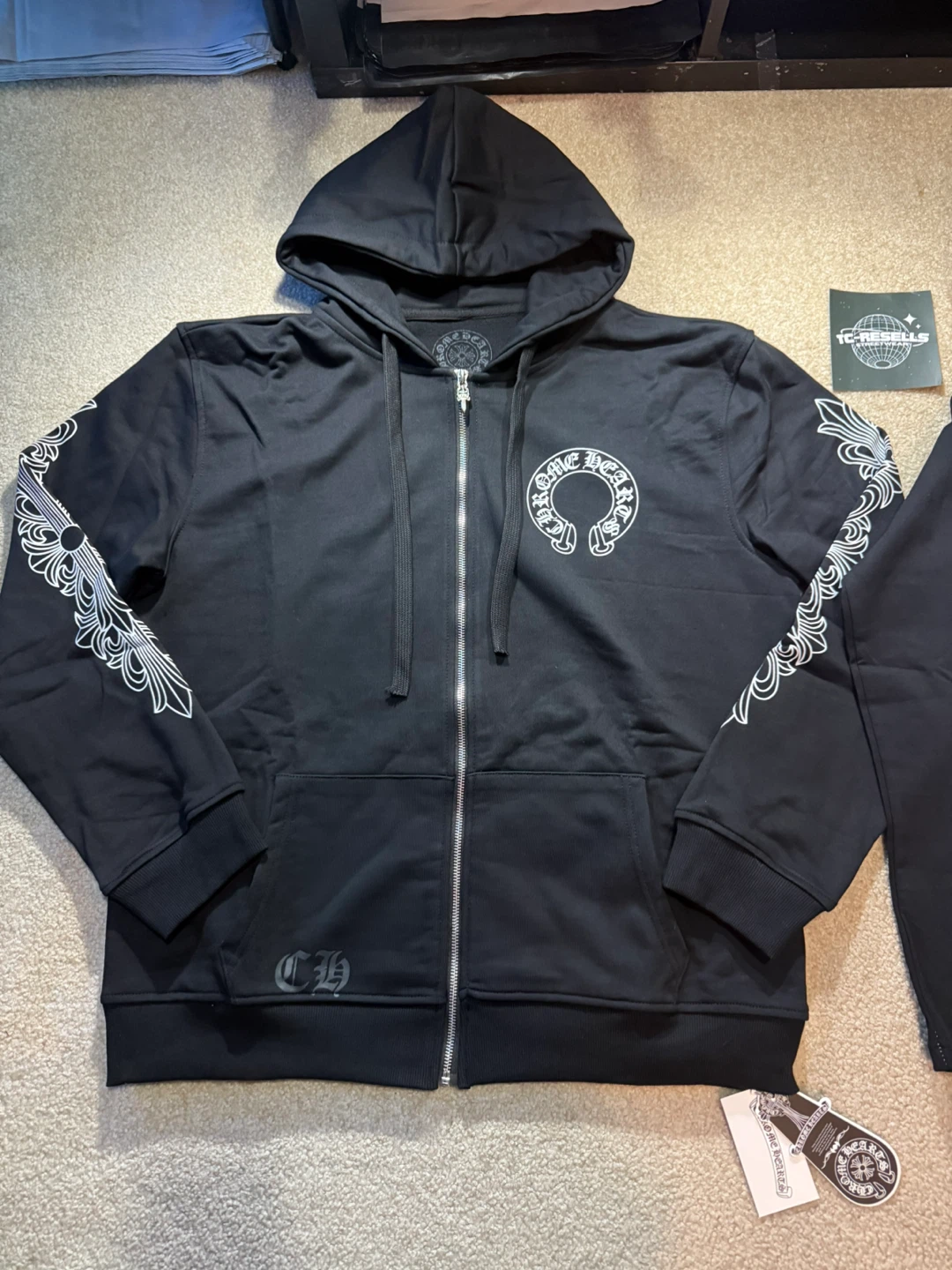 Chrome hearts hoodie and Shirt - photo 2