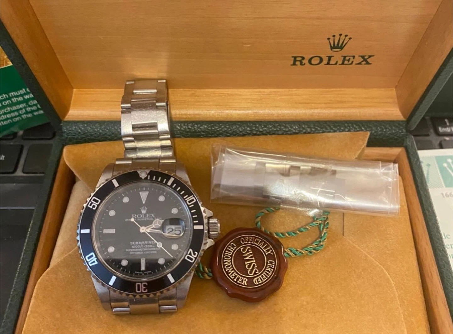 Rolex Submariner Date 16610 Automatic Watch - photo 2