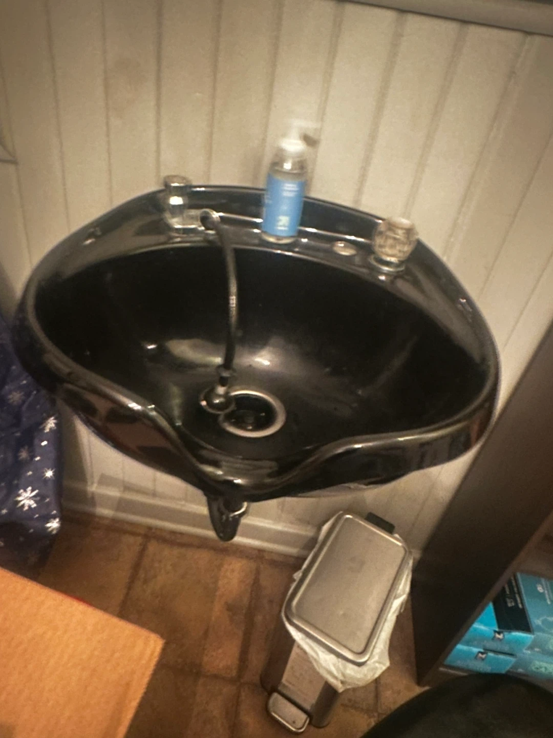 Black Ceramic Shampoo Bowl with Chair - photo 2