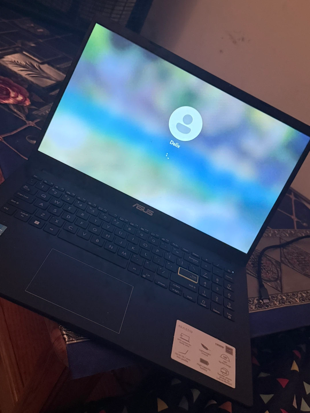 ASUS VivoBook Laptop E510KA - photo 2
