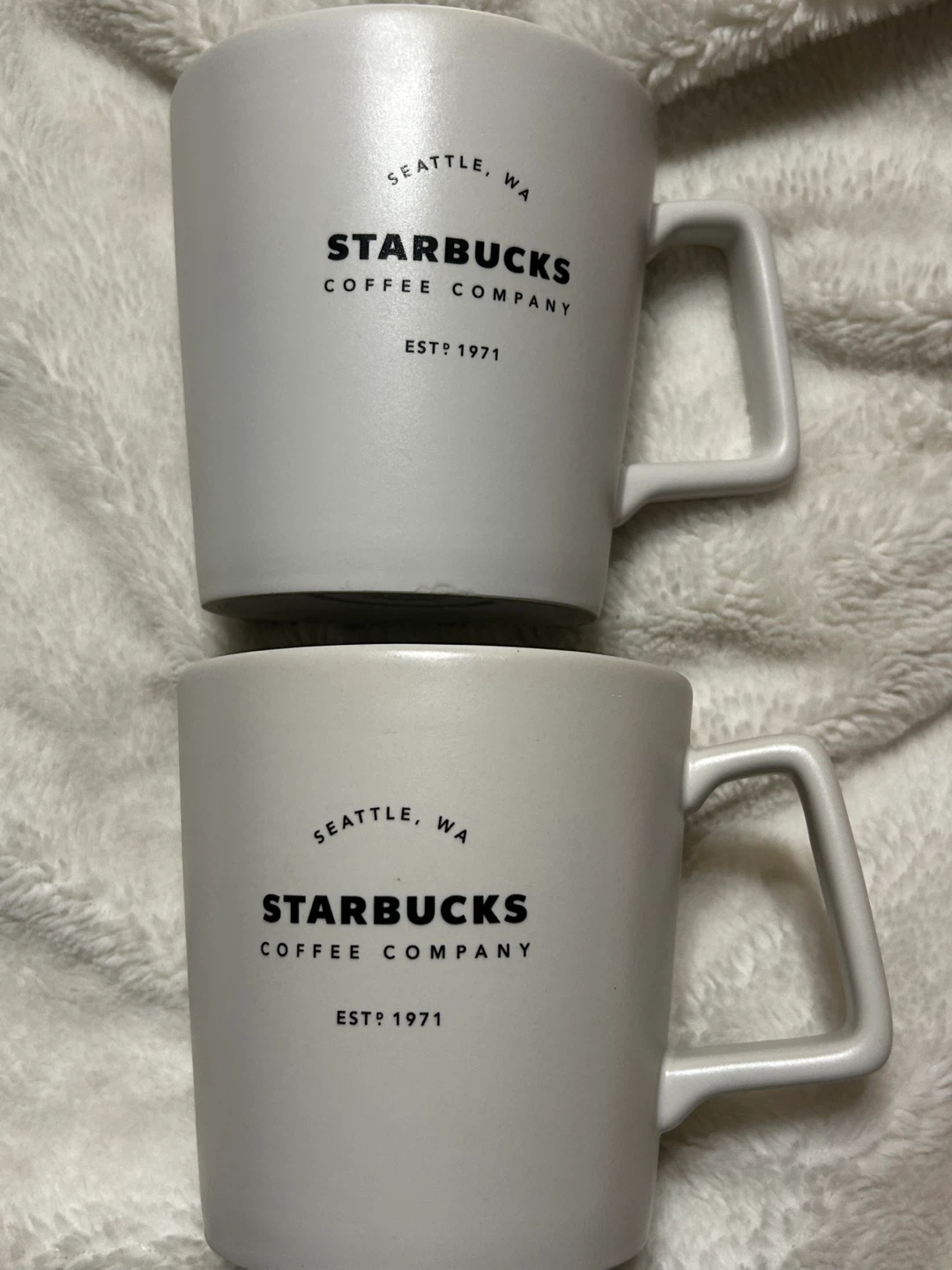 Starbucks Coffee Company Mugs (Set of 2) - photo 2