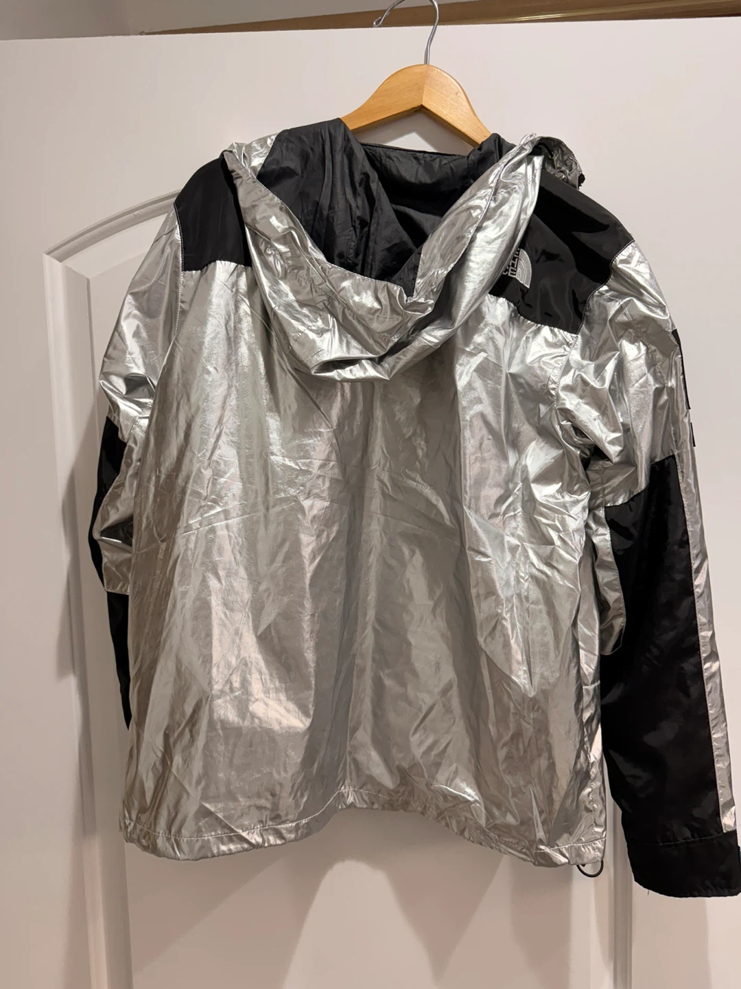 The North Face x Supreme Metallic Jacket - photo 5