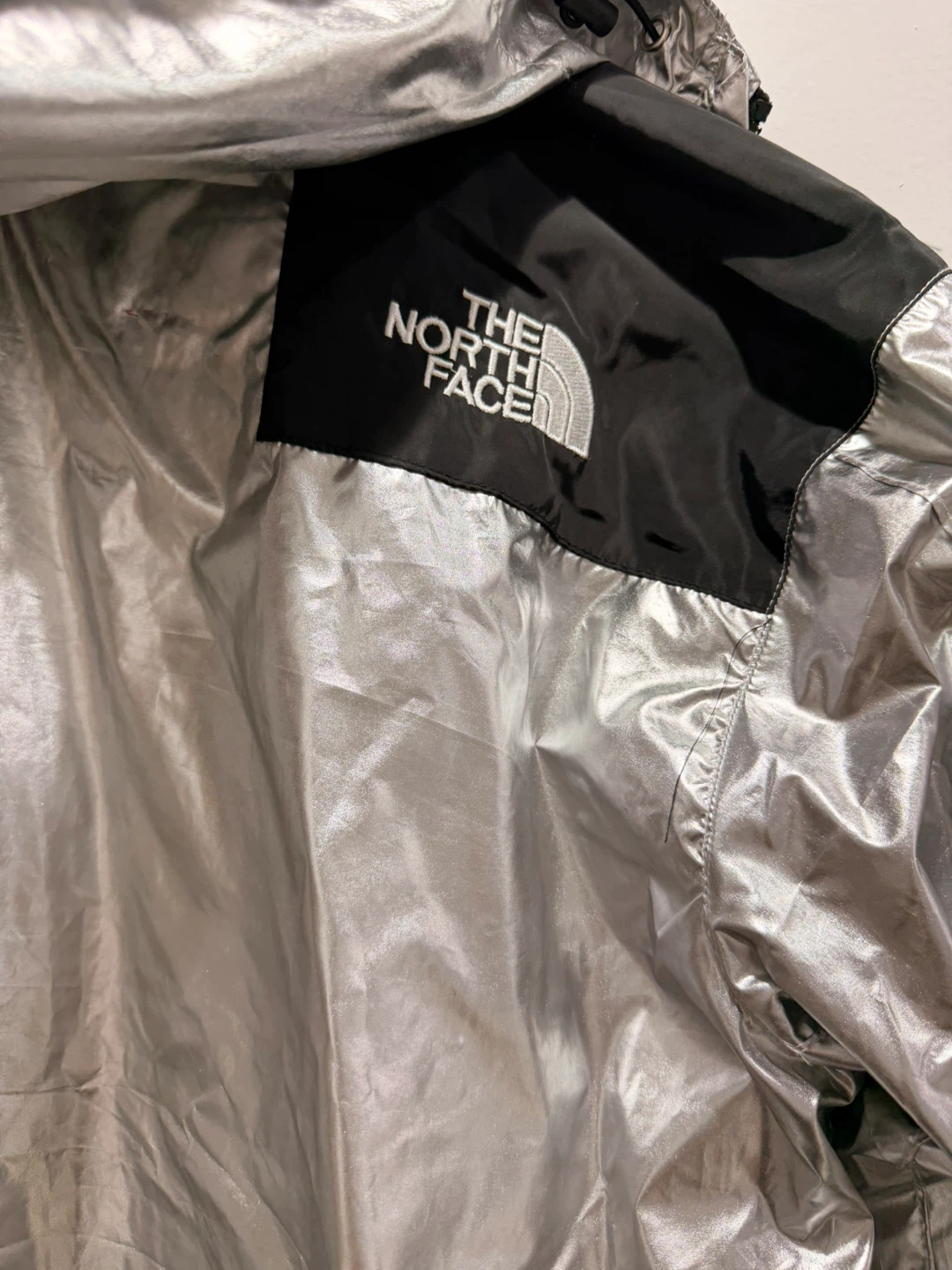 The North Face x Supreme Metallic Jacket - photo 4