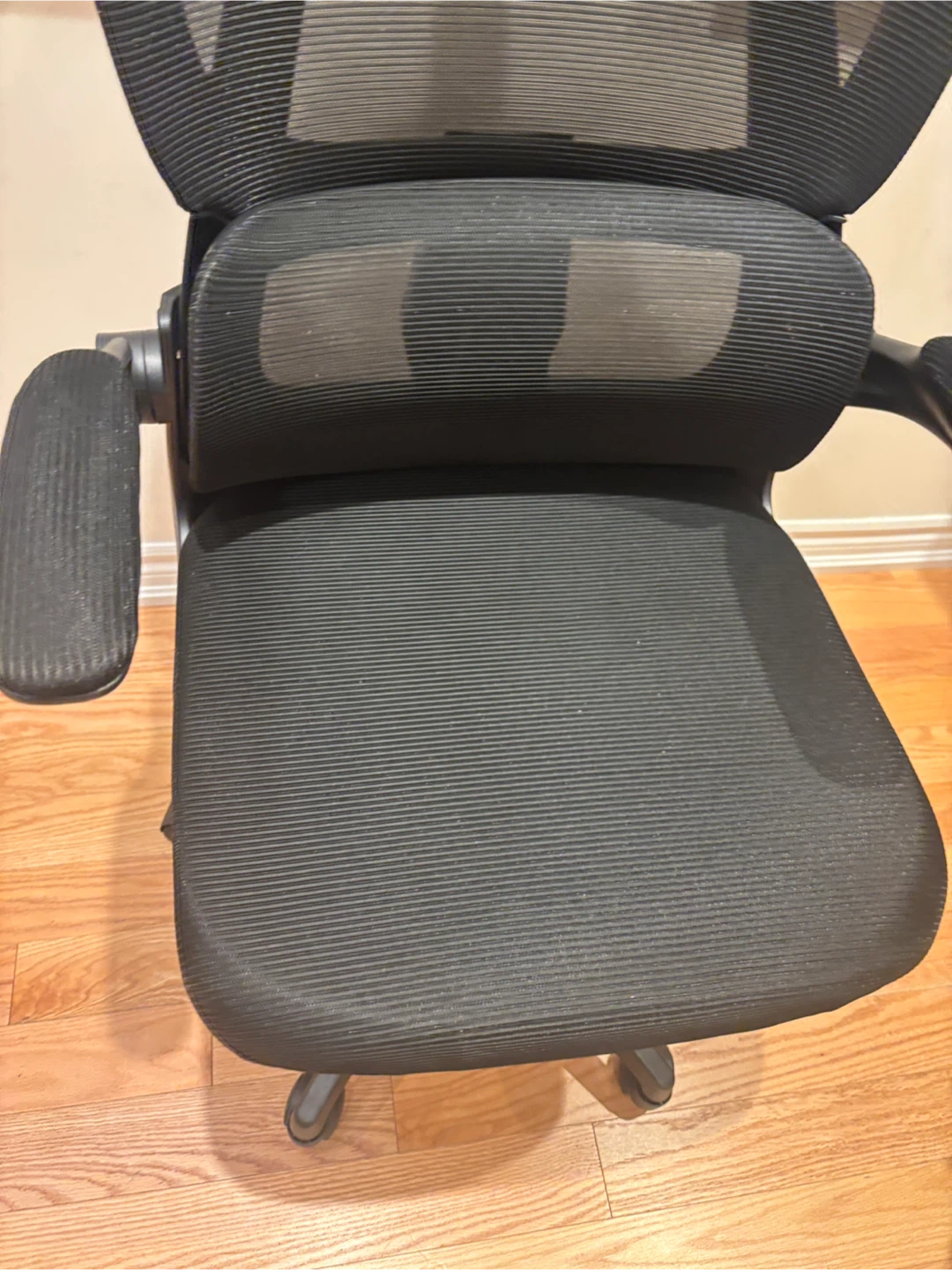 Black Mesh Ergonomic Office Chair with Adjustable Lumbar Support - photo 3
