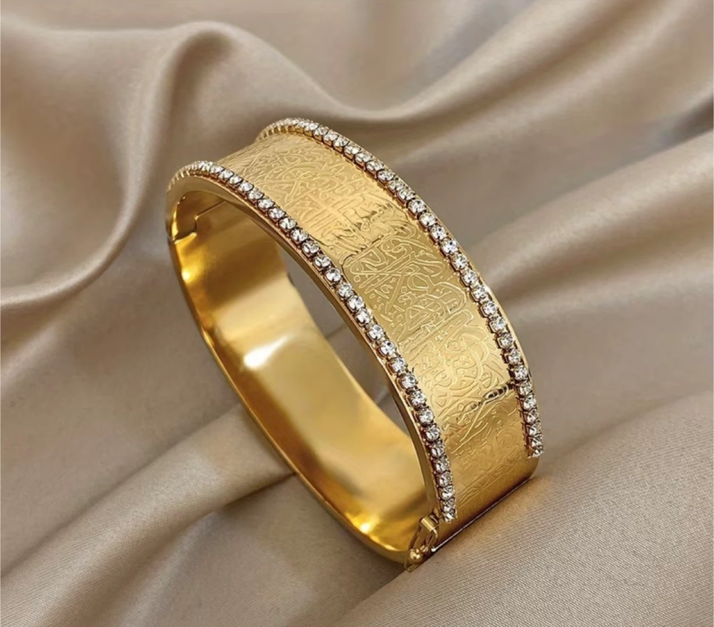 Gold Engraved Bracelet with Diamonds