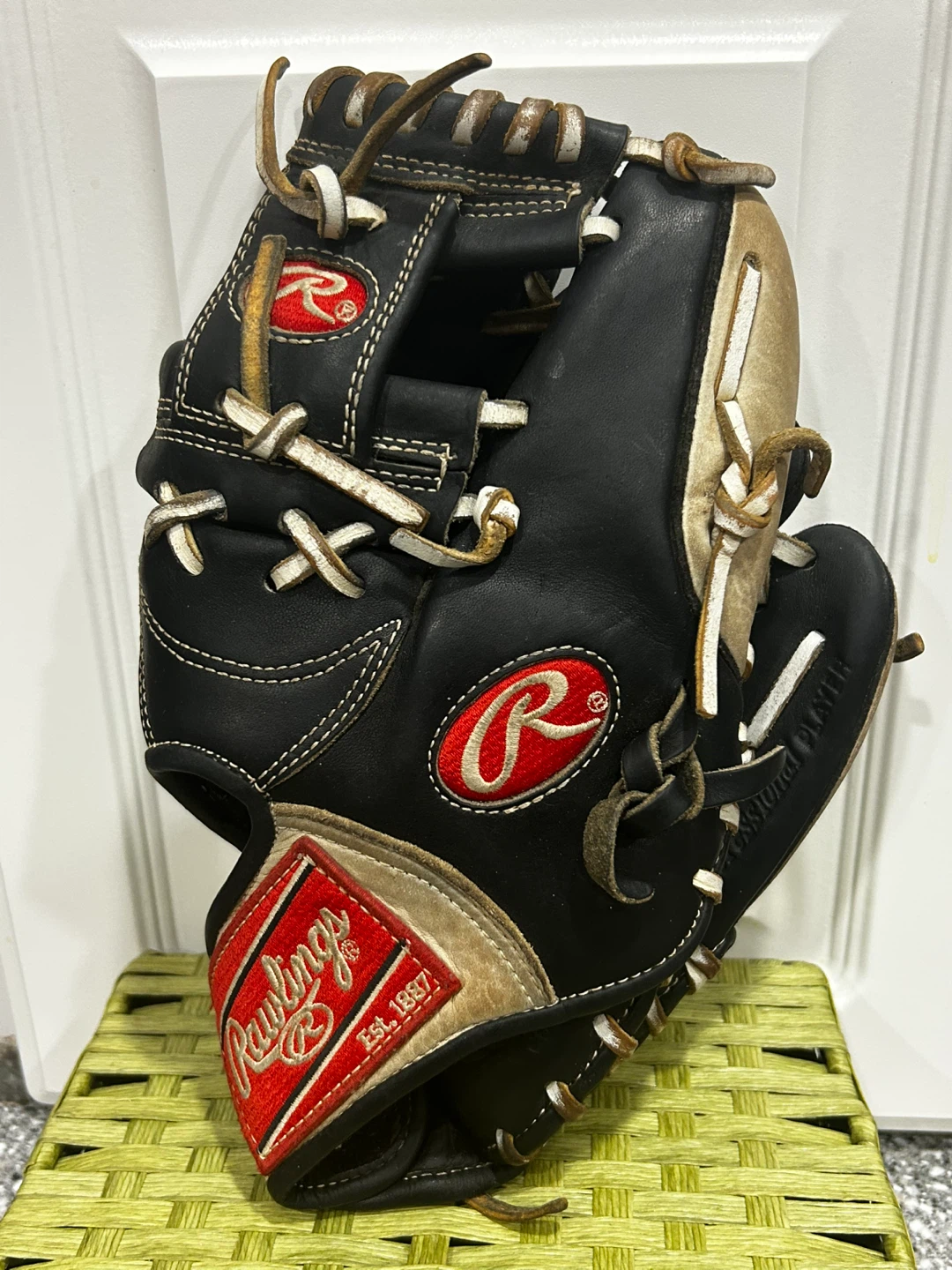 Rawlings Gold Glove 11.25” Infield Baseball Glove - photo 2