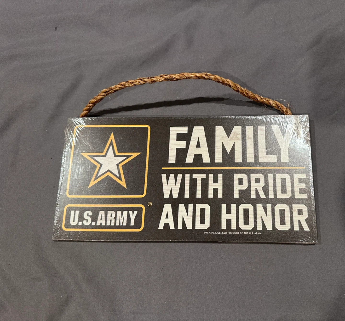 U.S. Army "Family With Pride And Honor" Wood Sign - photo 2