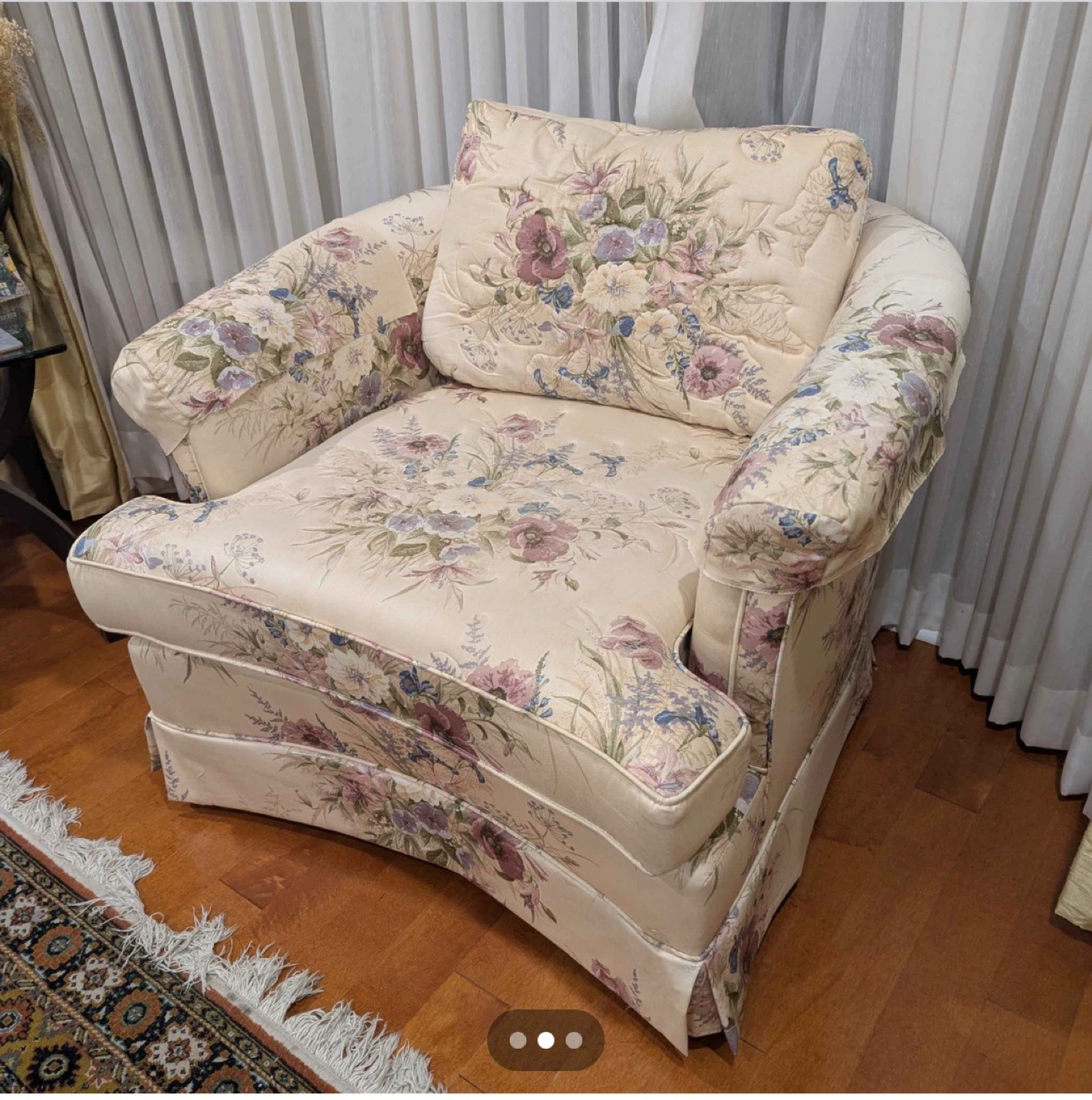 Floral Sofa and Loveseat Set - photo 2