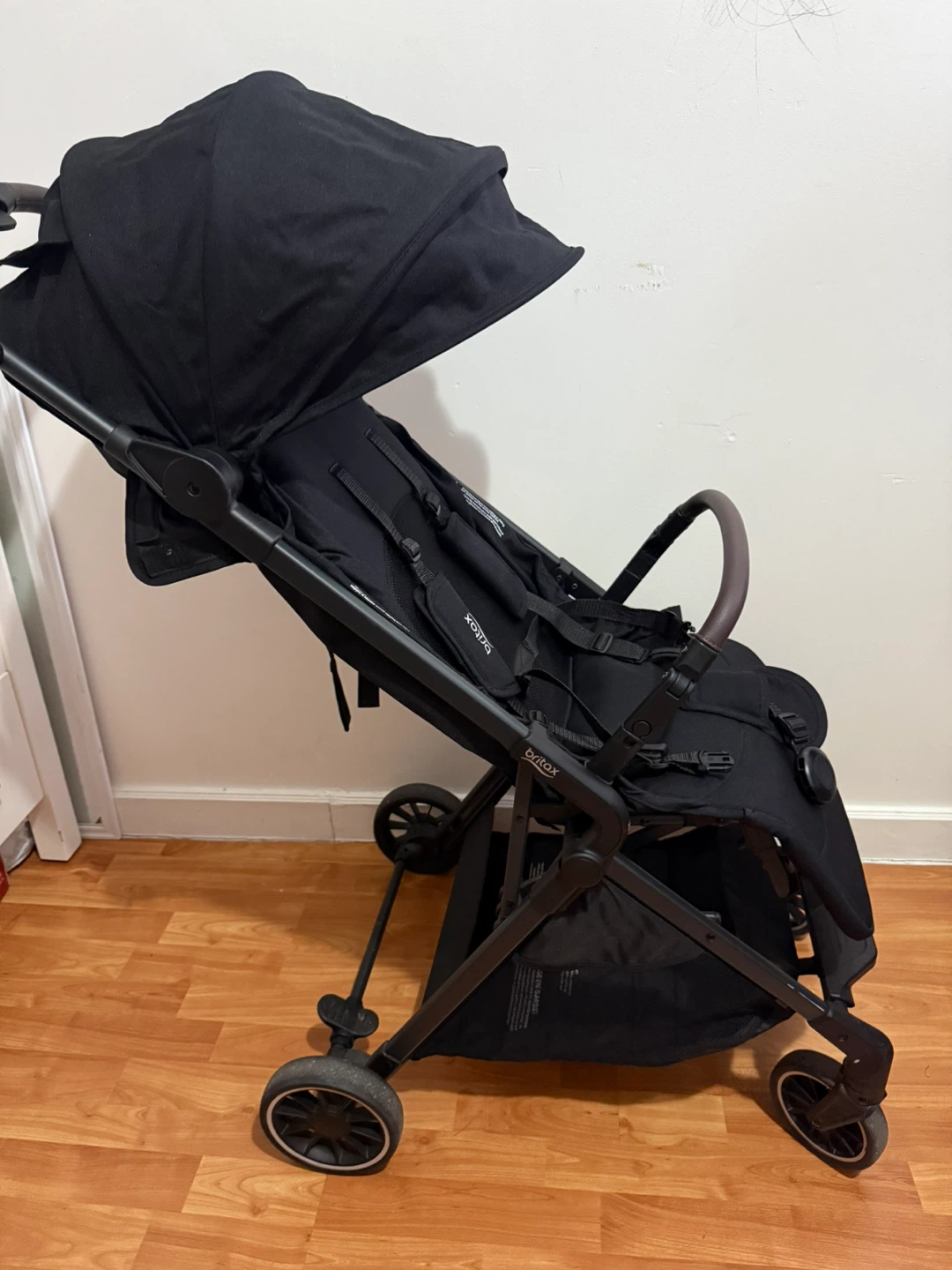 Britax Juniper Compact Stroller - Raven Black