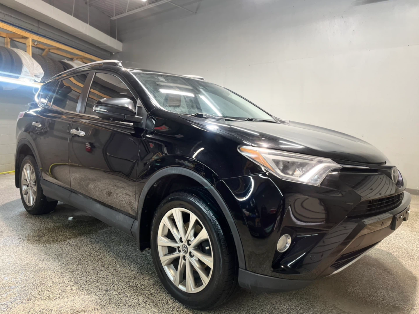 Toyota RAV4 Limited AWD Black SUV
