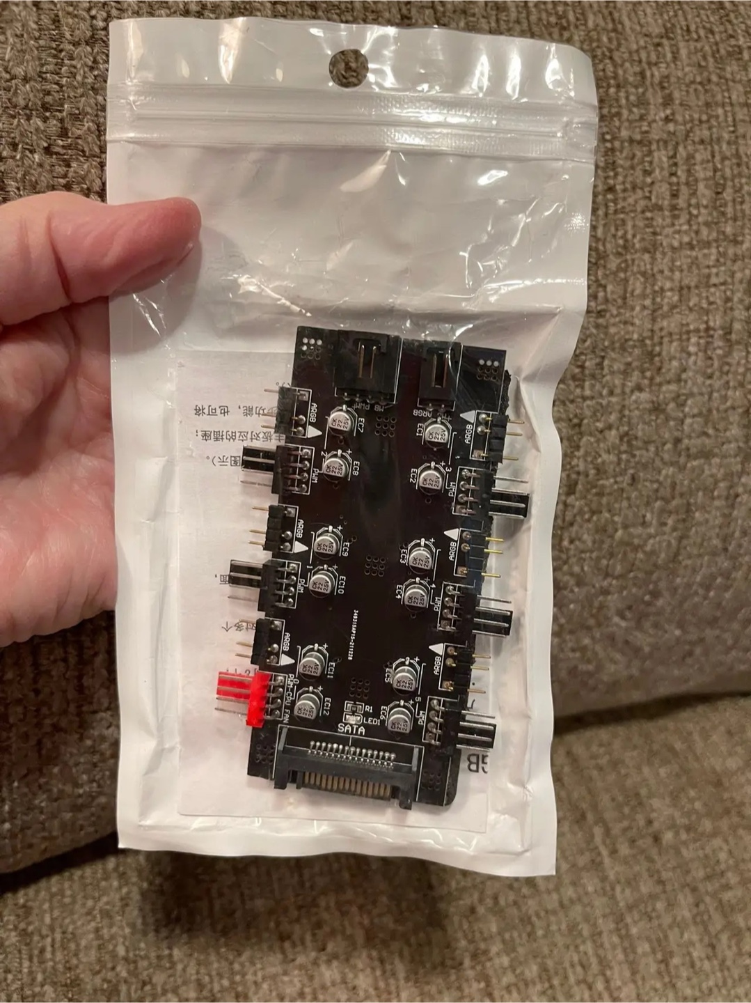 RGB Fan Hub with SATA Power