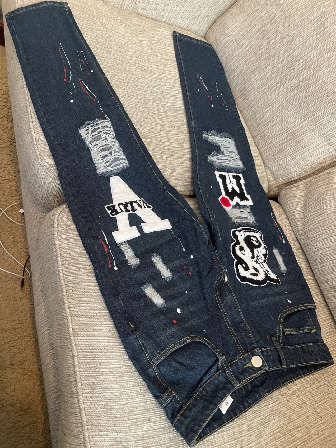 Men's Distressed Denim Jeans Size 32
