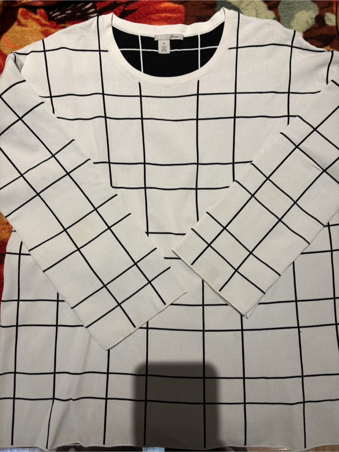 Halogen Women's Size M Black and White Grid Sweater