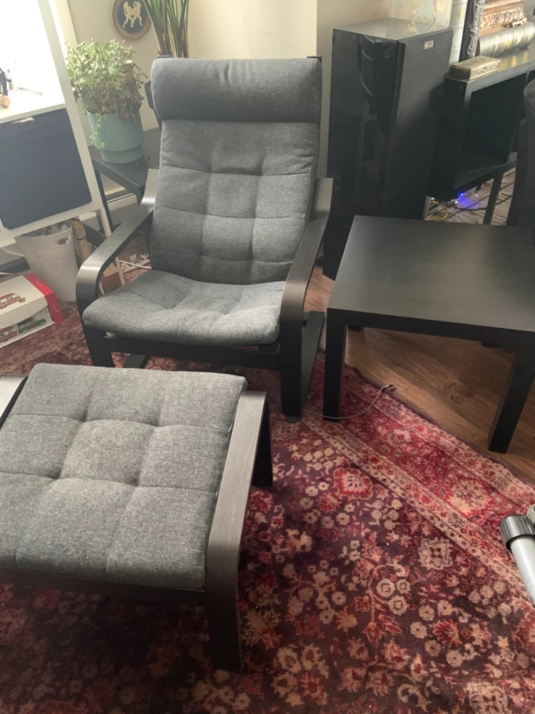 Grey Tufted Armchair and Ottoman - photo 4