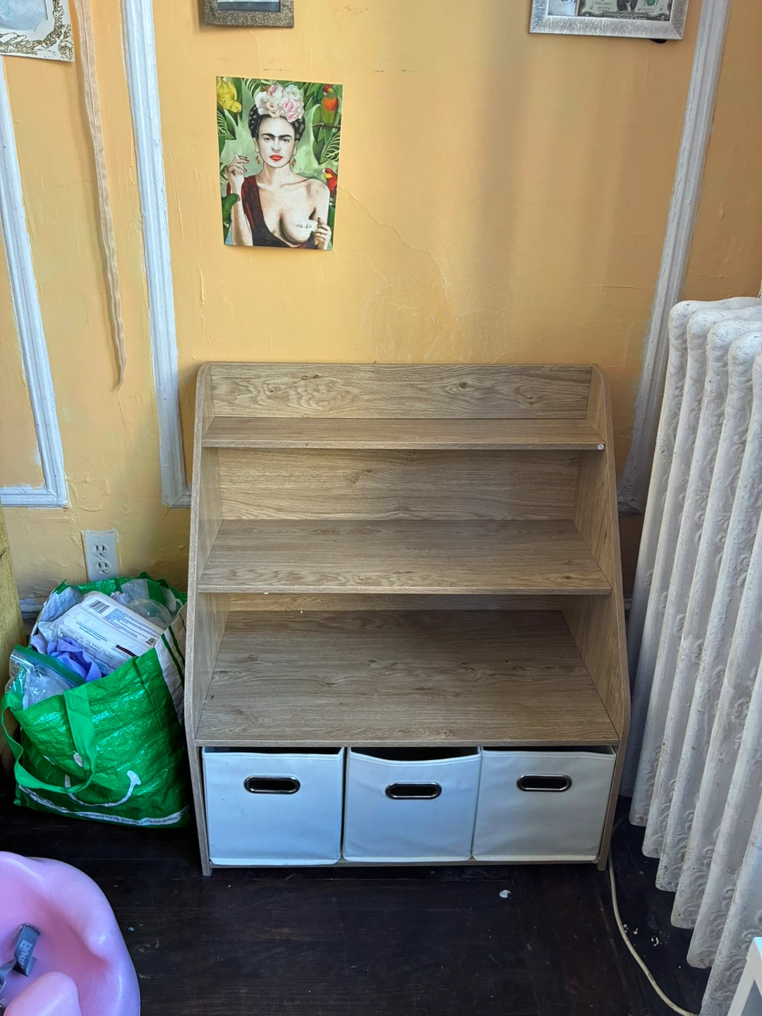 Kids book shelf