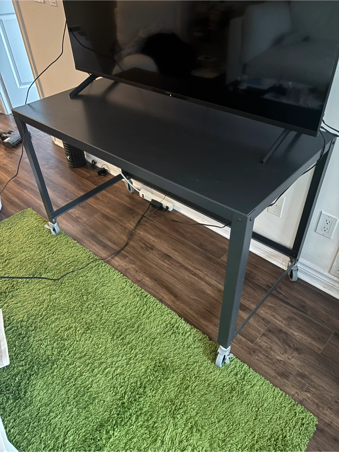 Moving sale - Black Rolling Desk with Wheels - photo 2