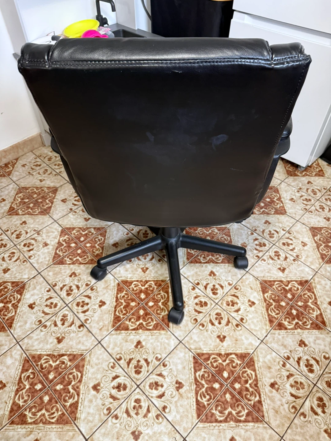 Black Office Chair - photo 2