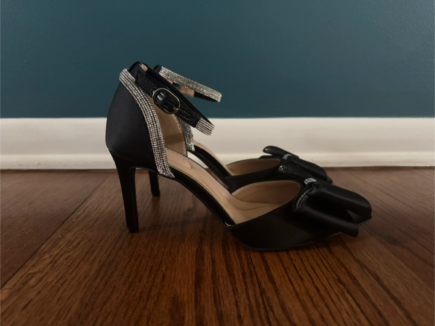 Kelly & Katie Black Satin "KK-BALTIN" Heels Size 6M - photo 2