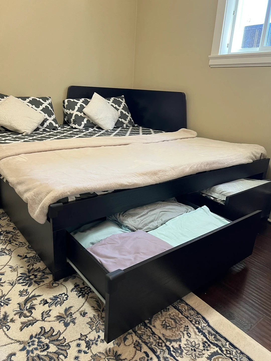 IKEA FLEKKE Daybed with 2 Drawers + Mattresses - photo 4