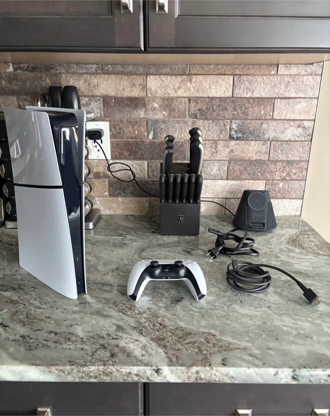 Sony PlayStation 5 Console with Controller - photo 3