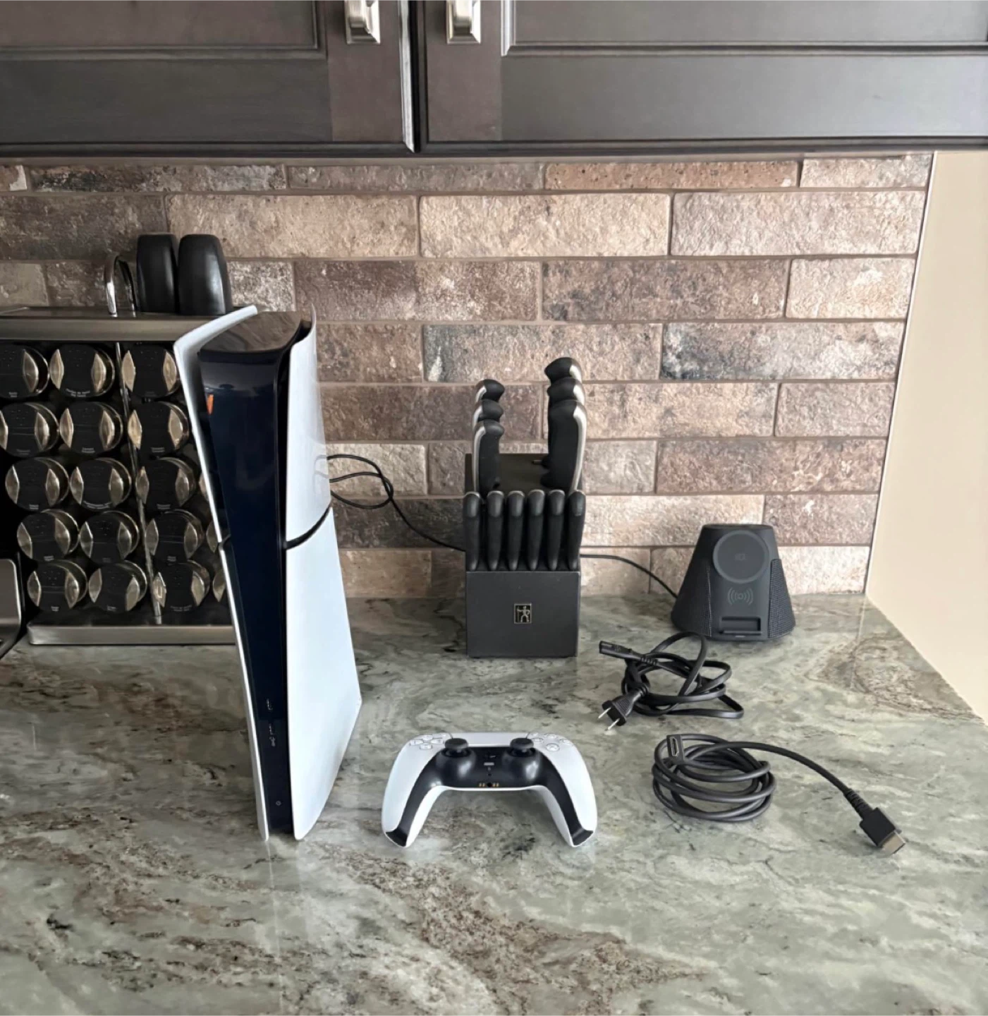 Sony PlayStation 5 Console with Controller - photo 2