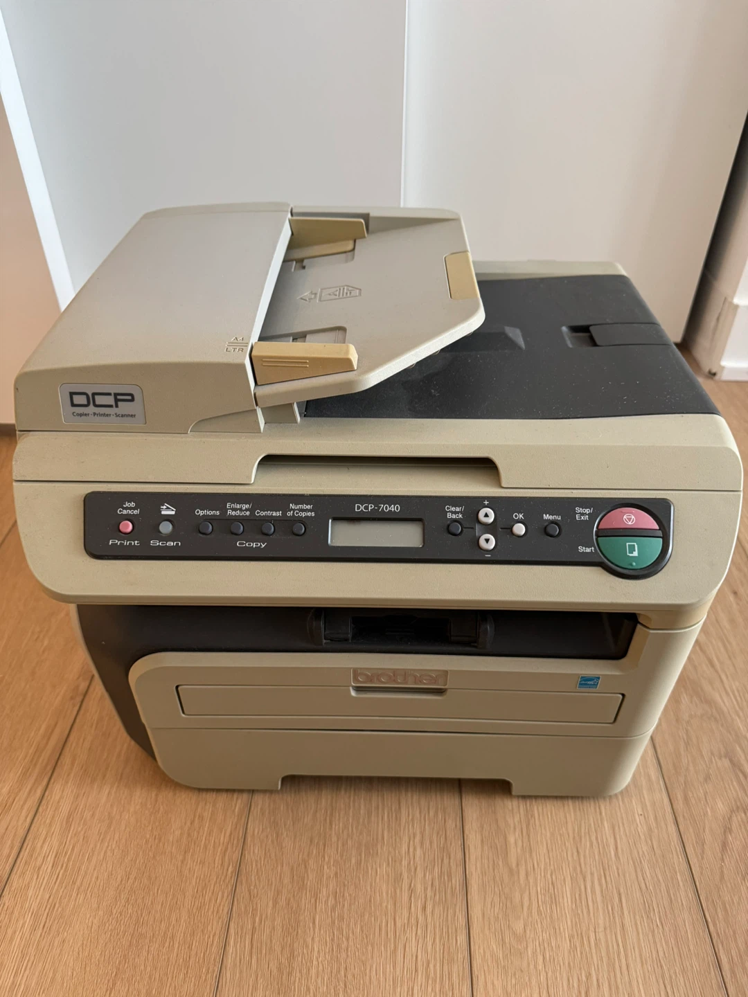Brother DCP-7040 Copier Printer Scanner