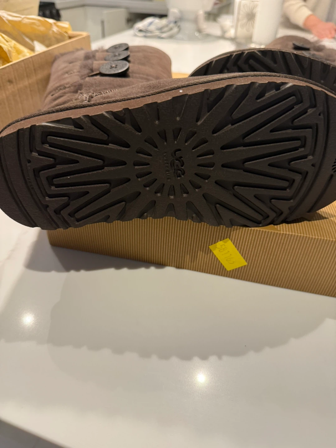 UGG Women's Bailey Button Triplet Boots Size 7 BNIB - photo 5
