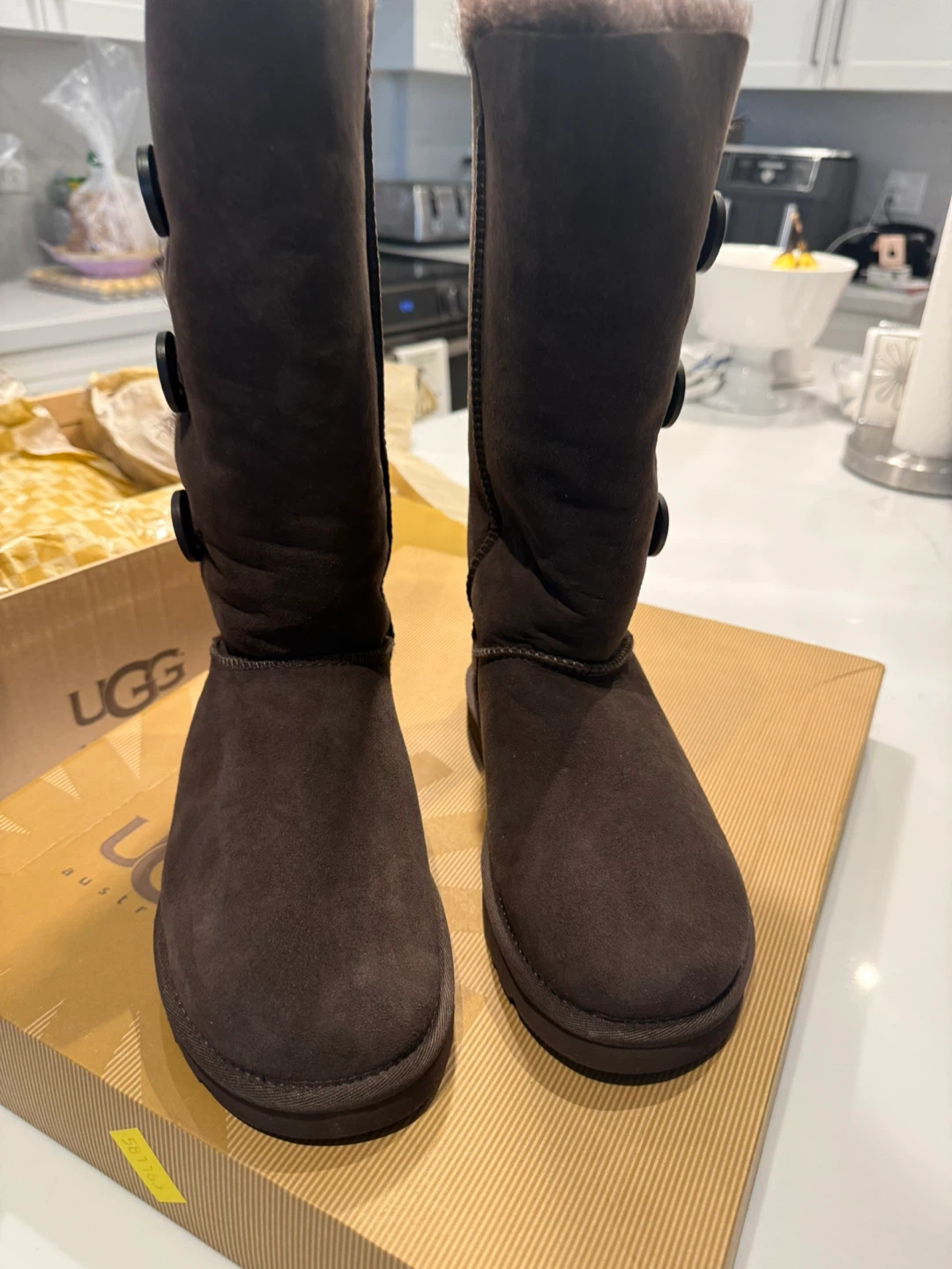 UGG Women's Bailey Button Triplet Boots Size 7 BNIB - photo 3
