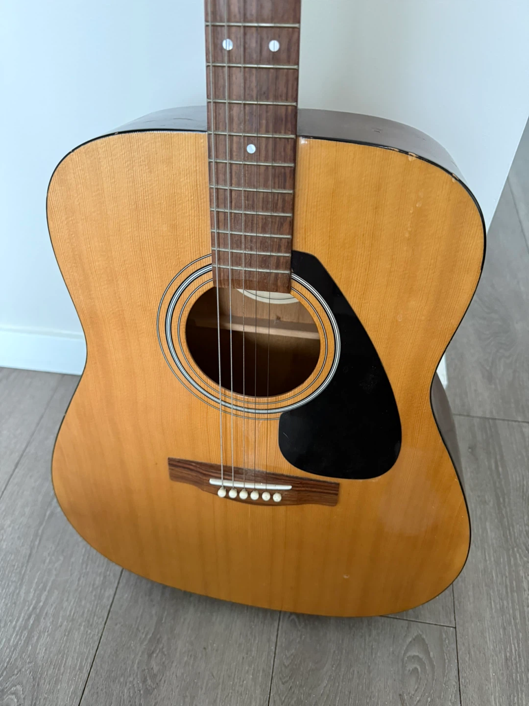 Yamaha F-310 Acoustic Guitar - photo 3