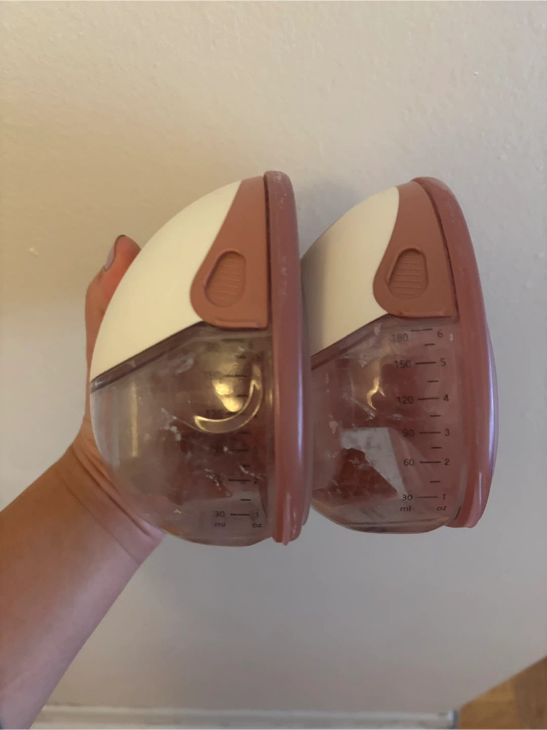 Momcozy M6 Double Wearable Breast Pump - photo 2