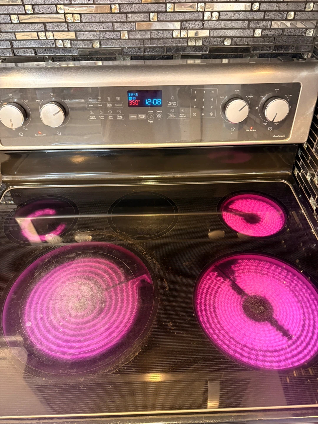 Whirlpool Electric Range with Oven - photo 2