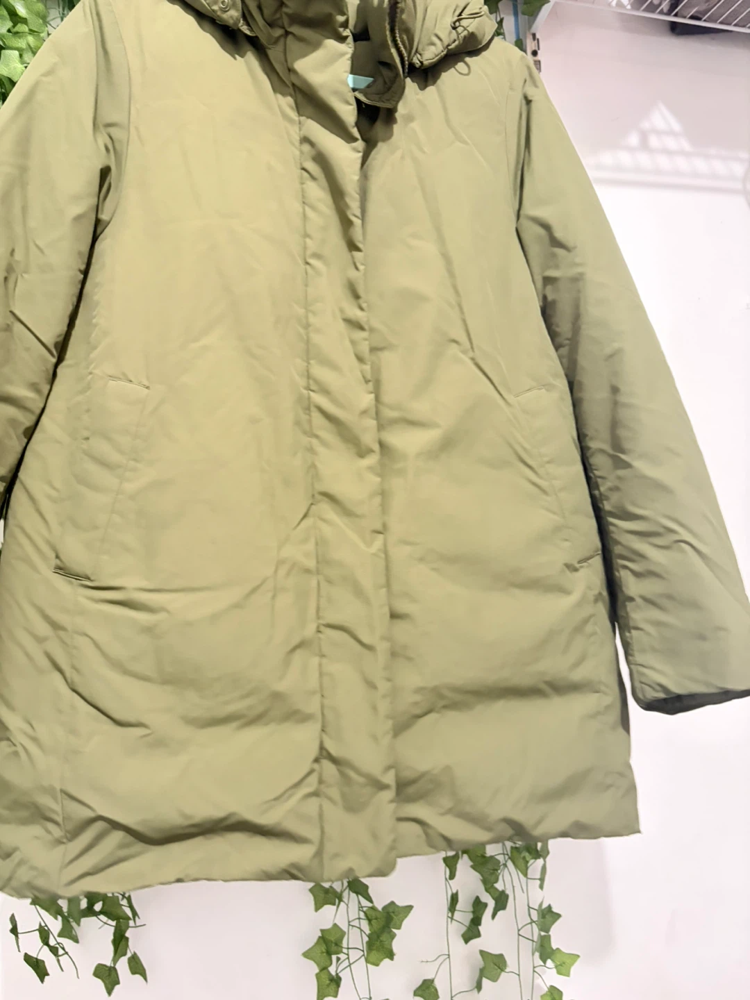 UNIQLO Women's Puffer Coat Size M - photo 2