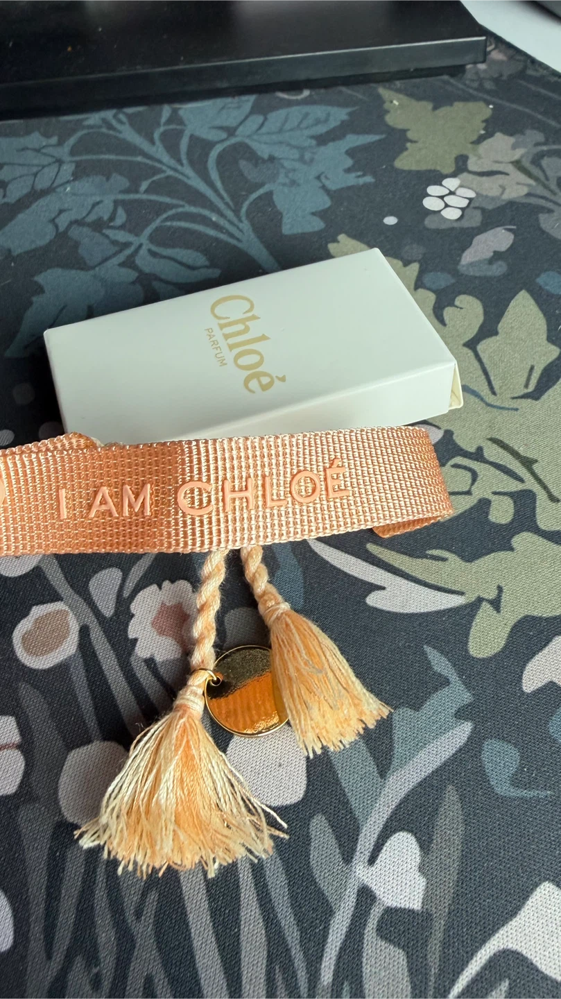 Chloé “I AM CHLOE”Parfum Peach Adjustable Bracelet (BNIB) - photo 3