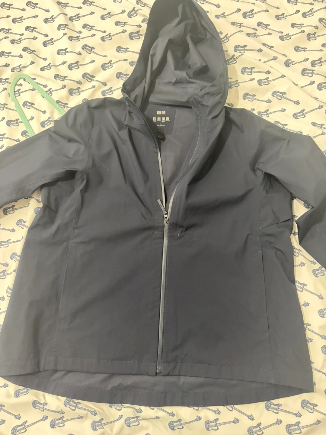 Uniqlo Navy Hooded Jacket - photo 2