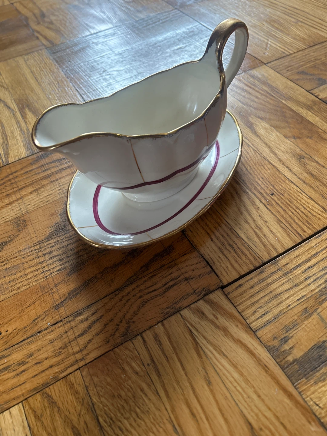 White Gravy Boat with Gold Trim - photo 2