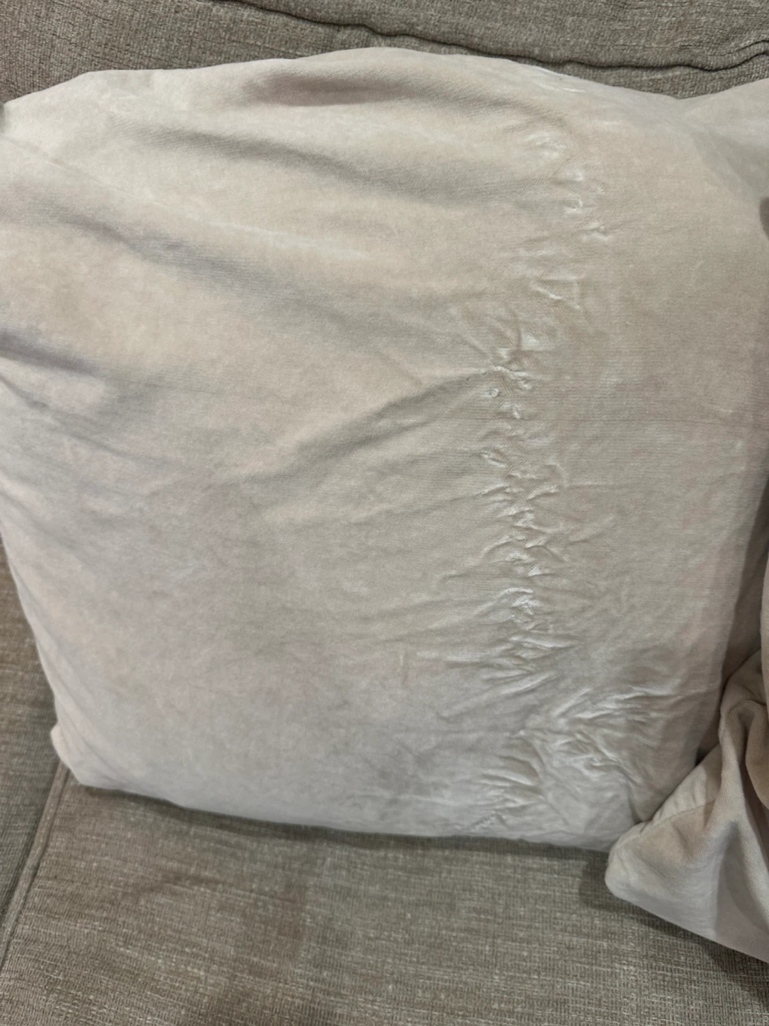 Set of Decorative Pillows - 26x26 - photo 3