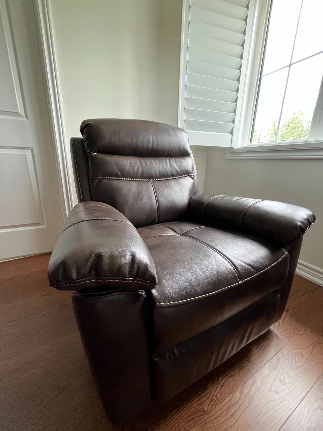 Brown Faux Leather Recliner Chair - photo 5