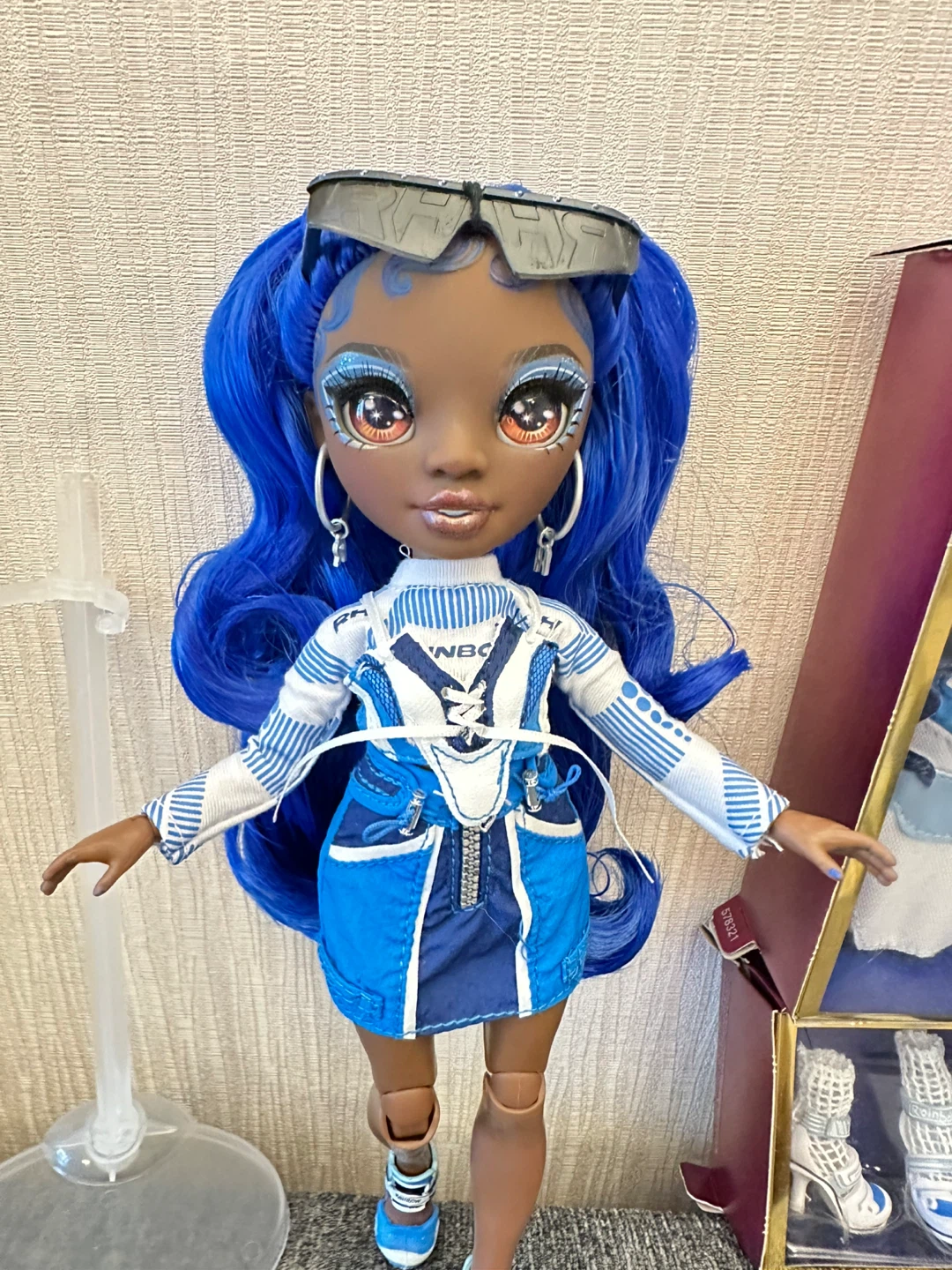 Like New Rainbow High Coco Vander -Cobalt Blue Fashion Doll - photo 2
