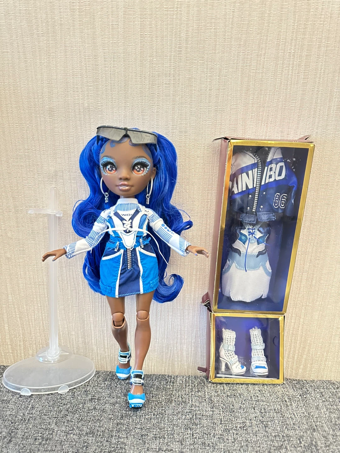 Like New Rainbow High Coco Vander -Cobalt Blue Fashion Doll