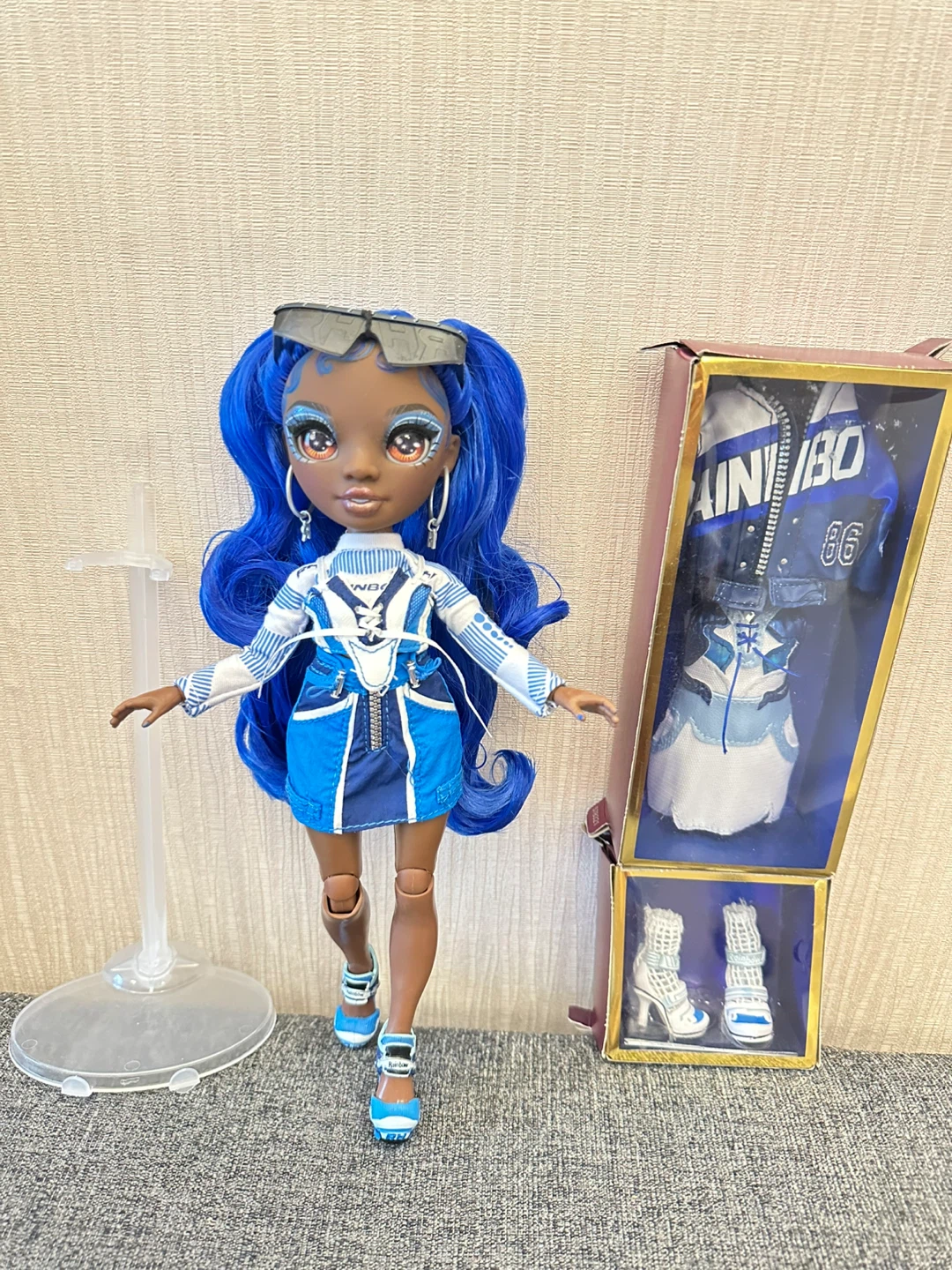 Like New Rainbow High Coco Vander -Cobalt Blue Fashion Doll - photo 4